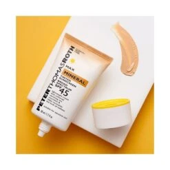 Peter Thomas Roth Max Mineral Tinted Sunscreen Broad Spectrum SPF 45 (50 Ml / 1.7 Fl Oz) -PureVita Store PTRV190673 swatch